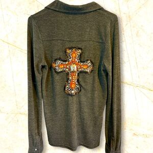 Ivy Jane Jeweled Cross blouse Size L